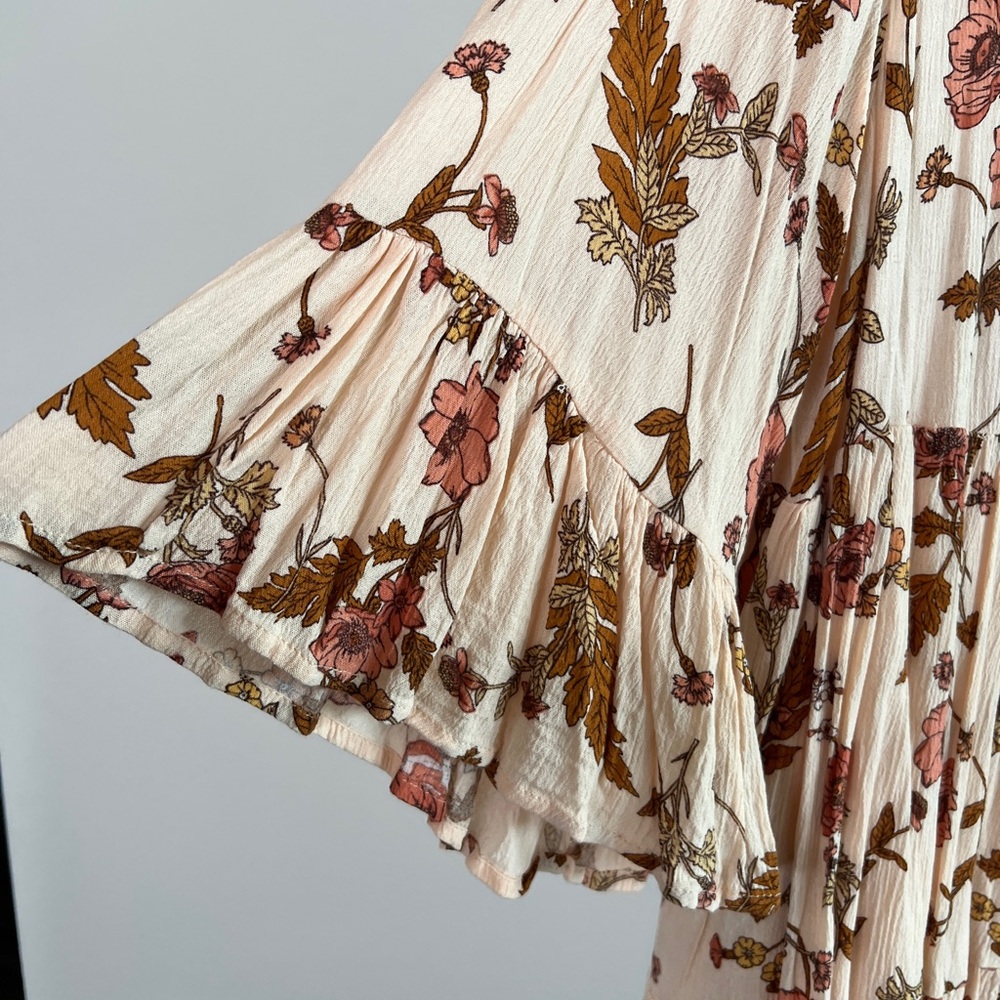Mittoshop Blush Ruffled Sleeve Dress - Picture 4 of 5